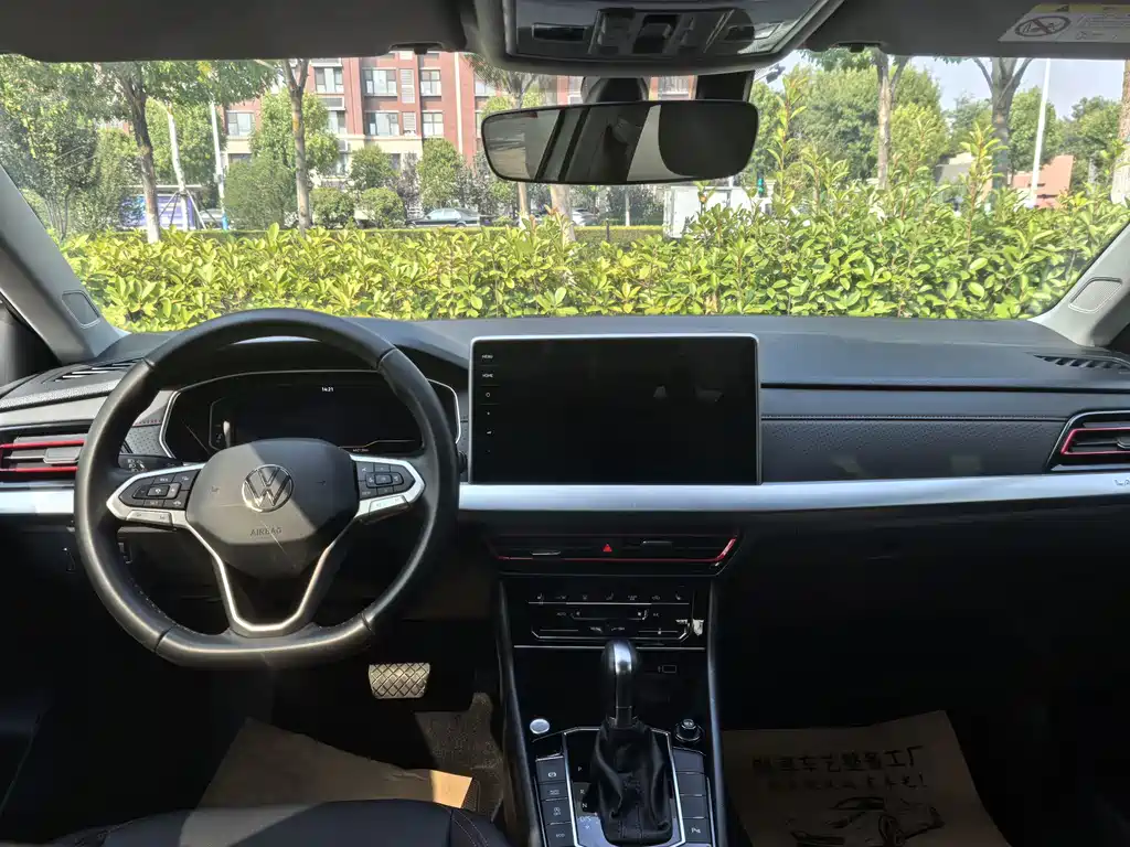 Volkswagen Lavida — миниатюра 5