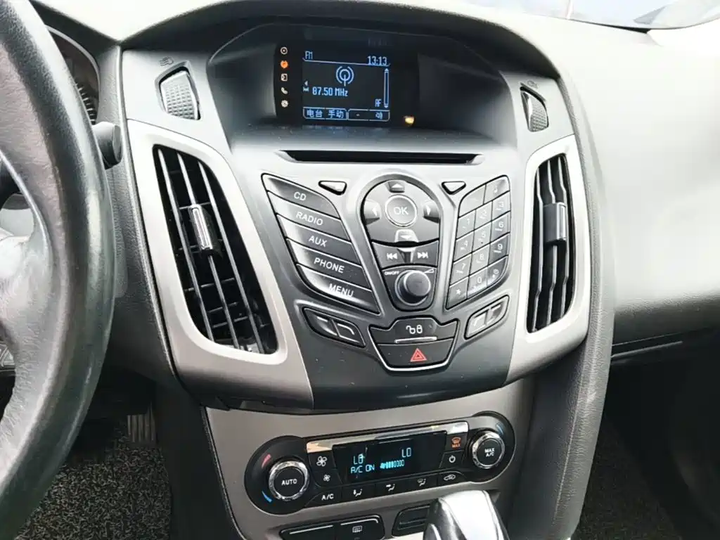Ford Focus — миниатюра 18