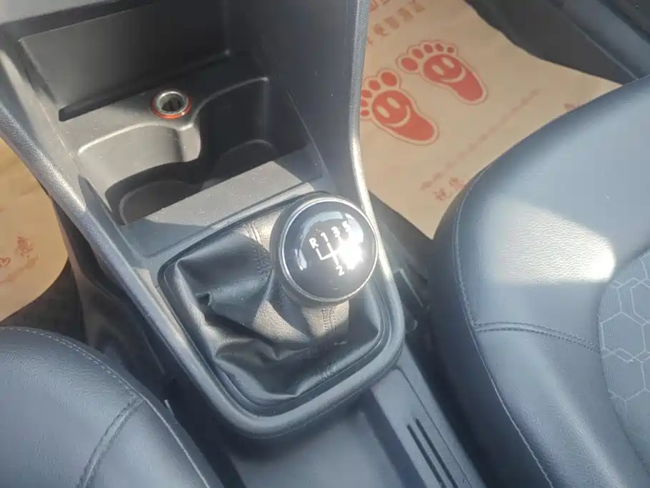 Volkswagen Santana — миниатюра 16