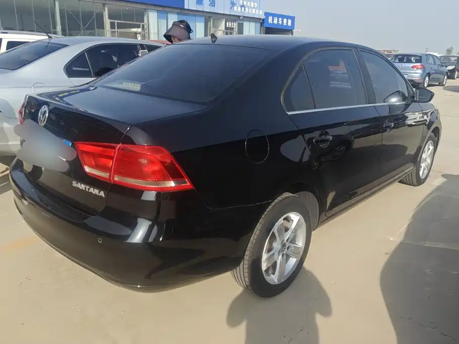 Volkswagen Santana — миниатюра 3