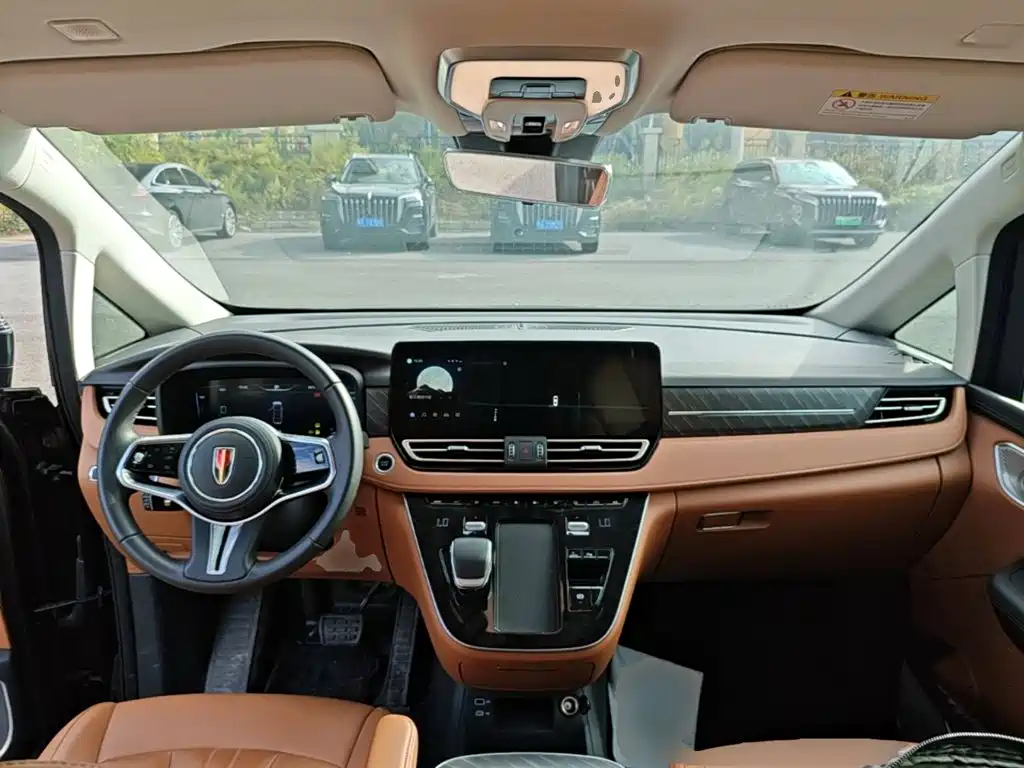 Hongqi Hongqi HQ9 PHEV — миниатюра 10