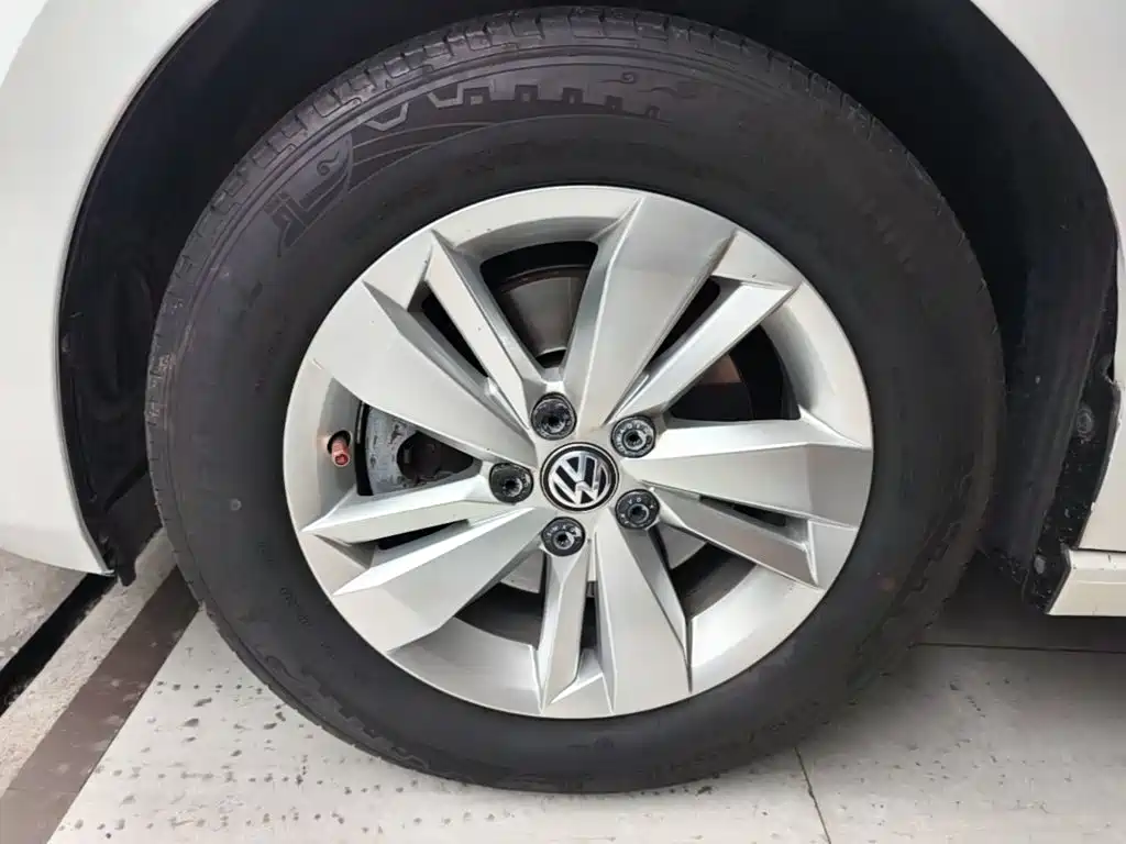 Volkswagen Polo — миниатюра 23
