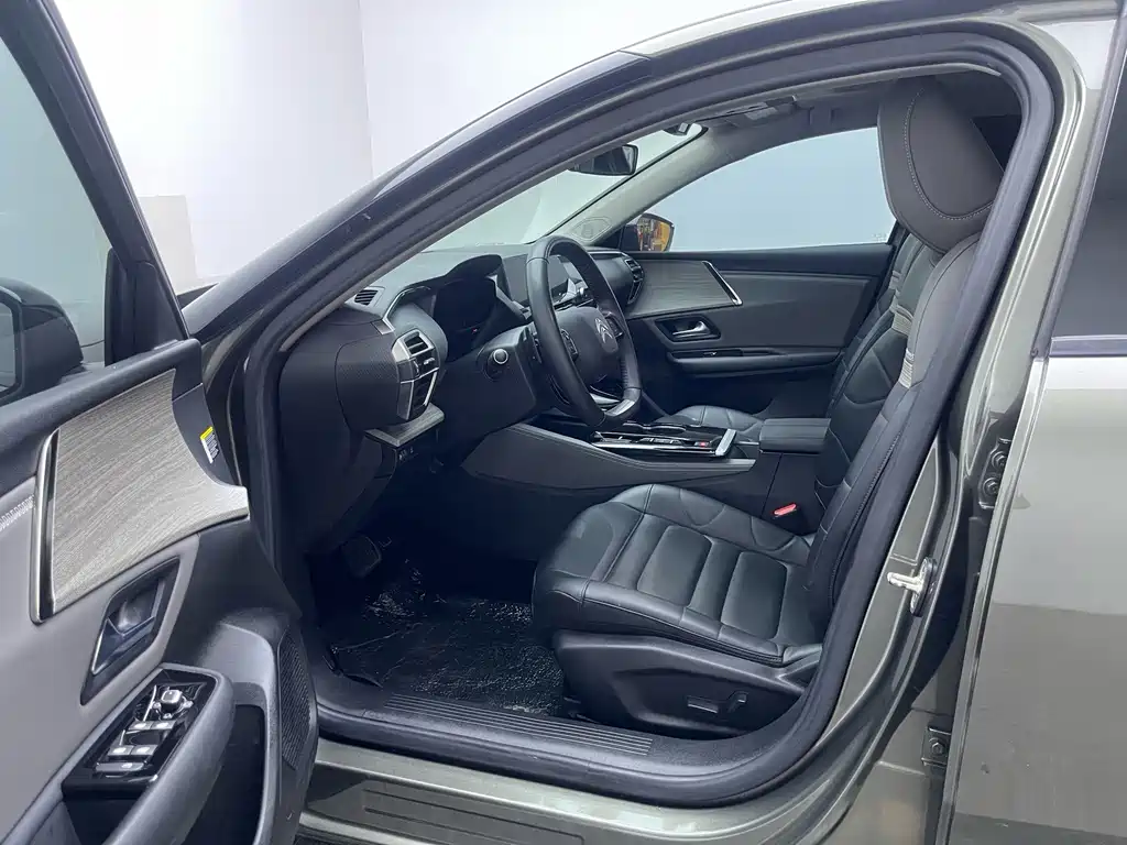 Citroen C5 X — миниатюра 11