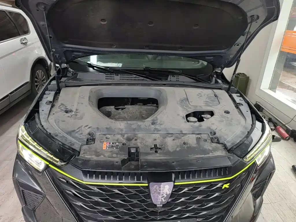 Roewe RX5 — миниатюра 20