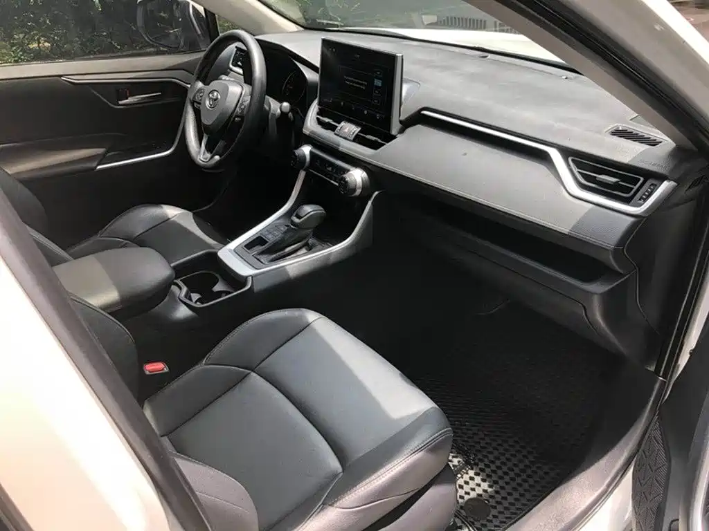 Toyota Wildlander — миниатюра 8