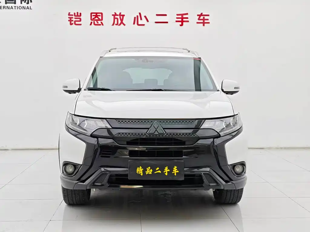 Mitsubishi Outlander — миниатюра 2