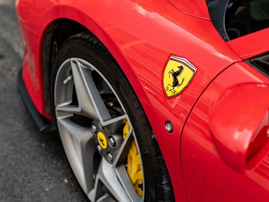 Ferrari F8 — миниатюра 7