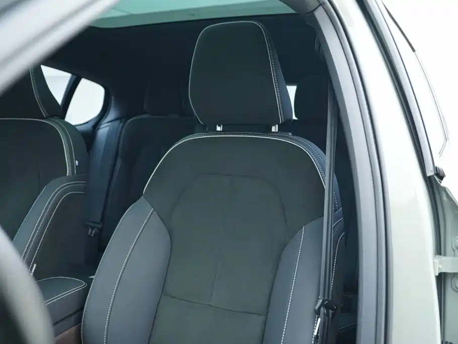 Volvo C40 — миниатюра 13