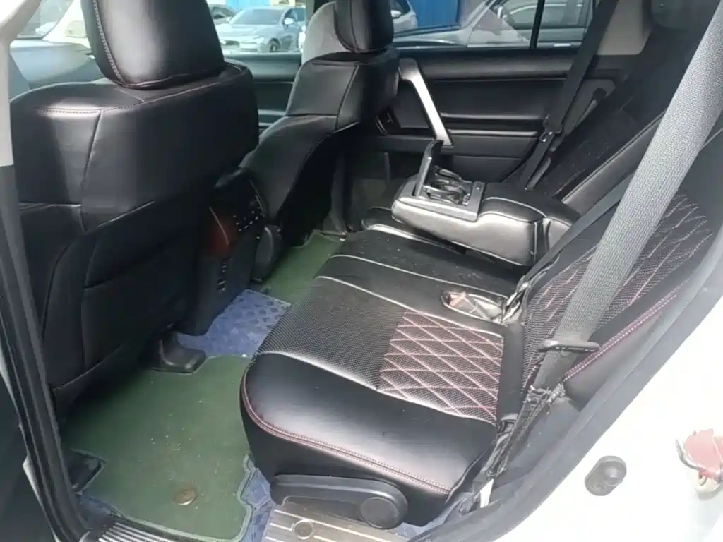 Toyota Prado — миниатюра 17