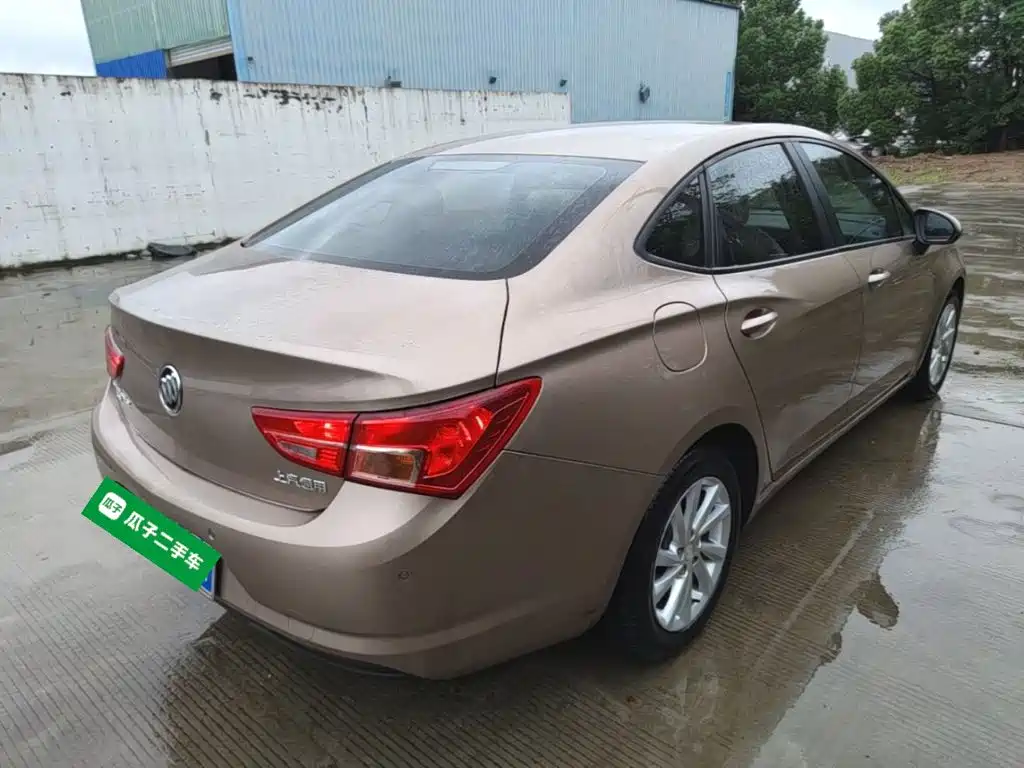 Buick Verano — миниатюра 7