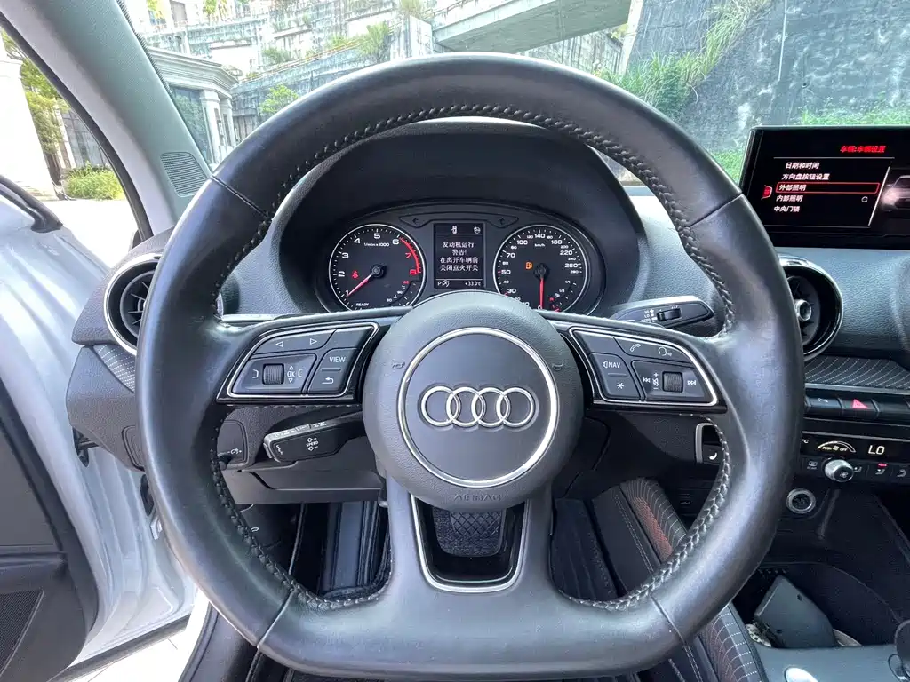 Audi Q2L — миниатюра 7