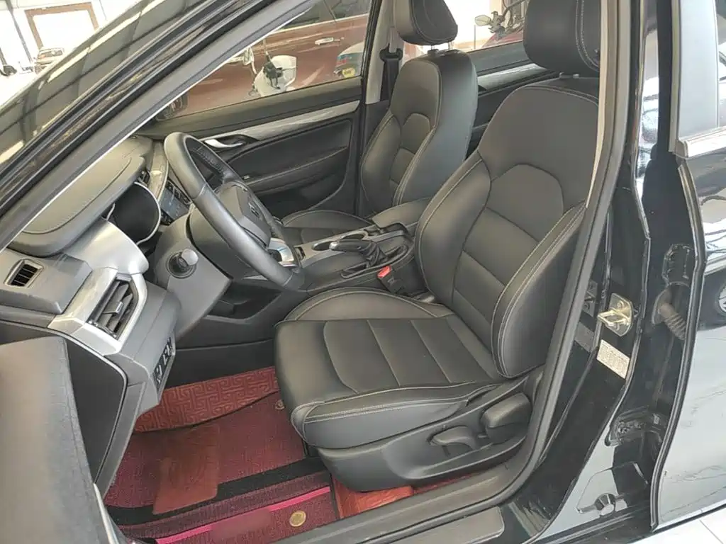 Geely Emgrand — миниатюра 15