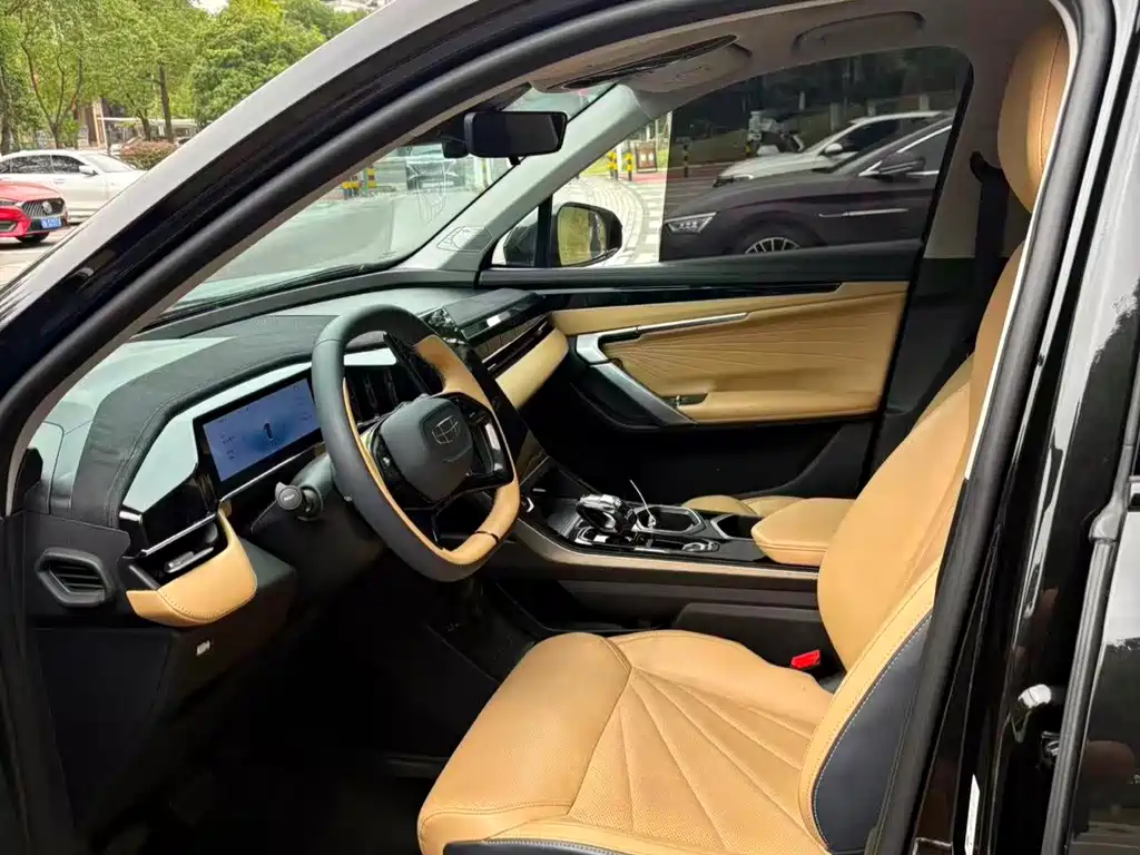 Geely Boyue L — миниатюра 4