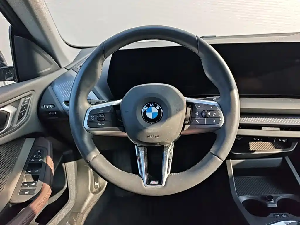 BMW 2 Series — миниатюра 6