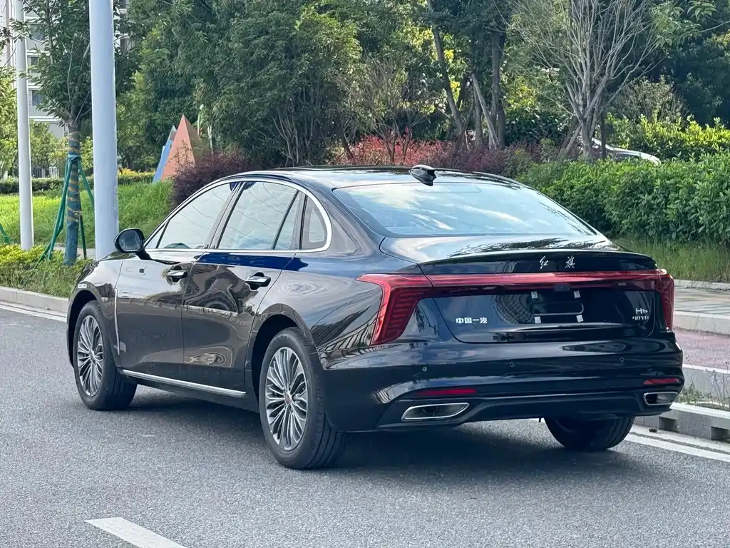 Hongqi Hongqi H5 — миниатюра 7