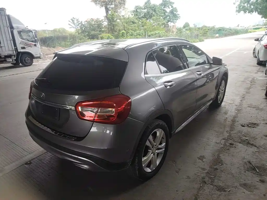 Mercedes-Benz GLA 2016 GLA 200
