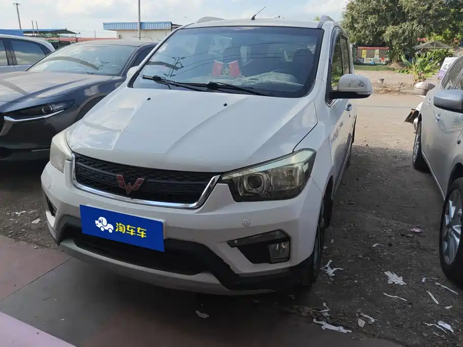 Wuling Hongguang — миниатюра 2