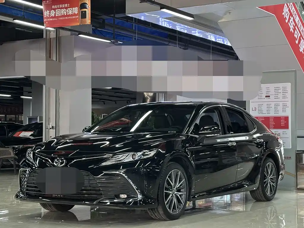Toyota Camry 2021