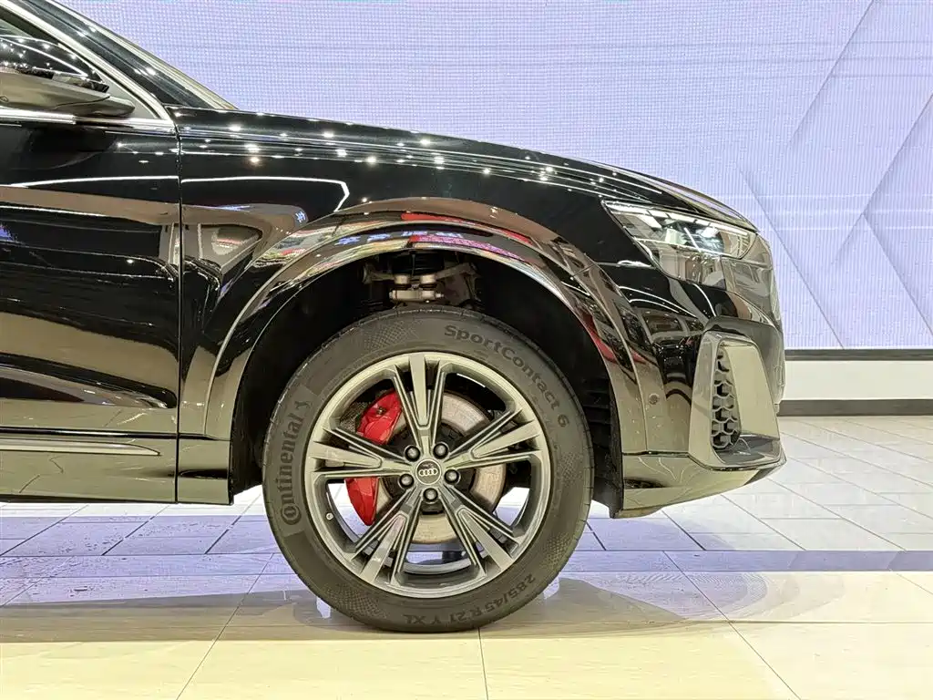 Audi Q8 2024 55 TFSI Luxury