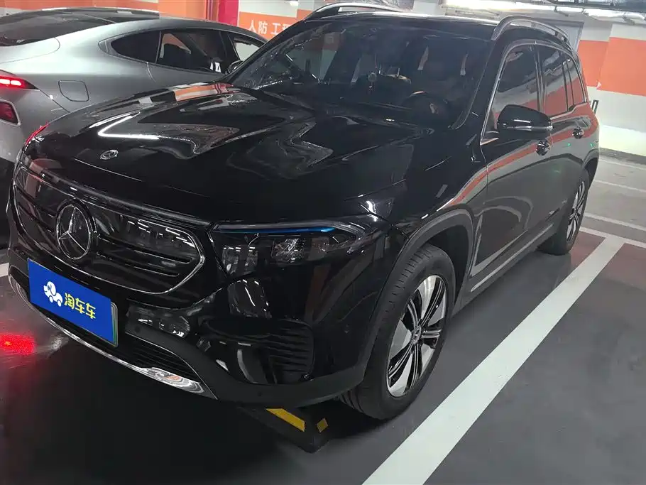 Mercedes-Benz EQB 2023