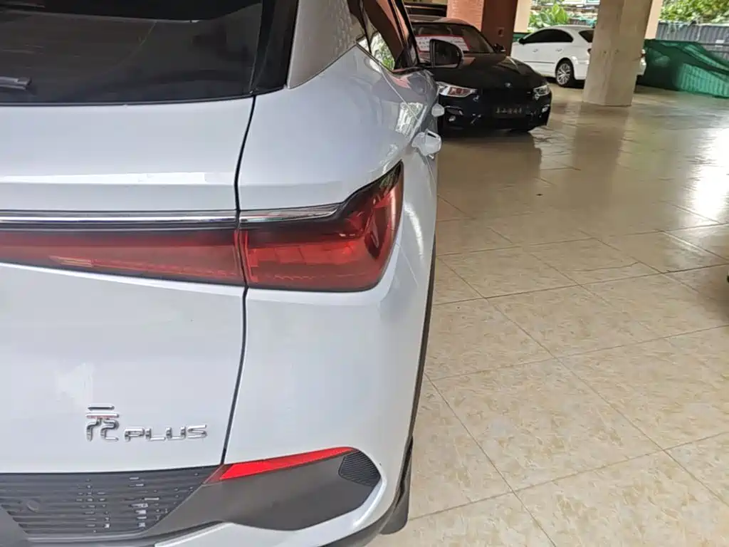 BYD Yuan Plus — миниатюра 8