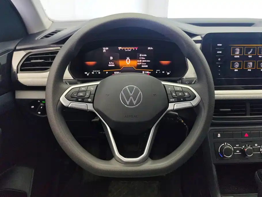Volkswagen Tharu — миниатюра 15