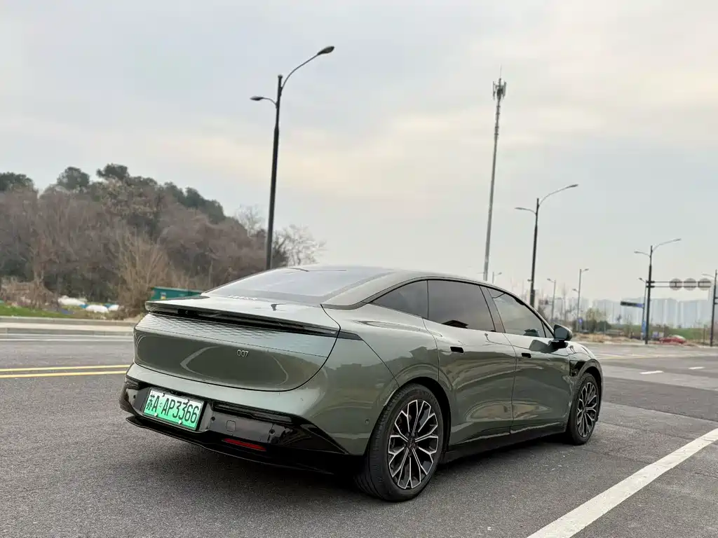 ZEEKR EXTREME KRYPTON 007