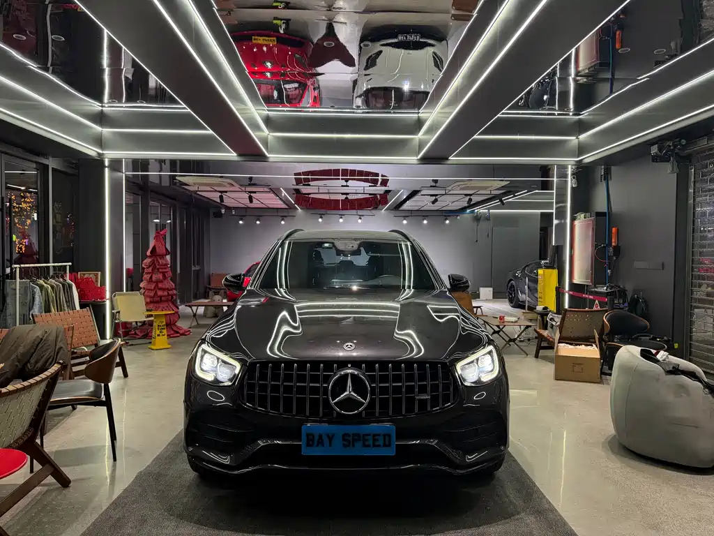 MERCEDES-BENZ GLC AMG