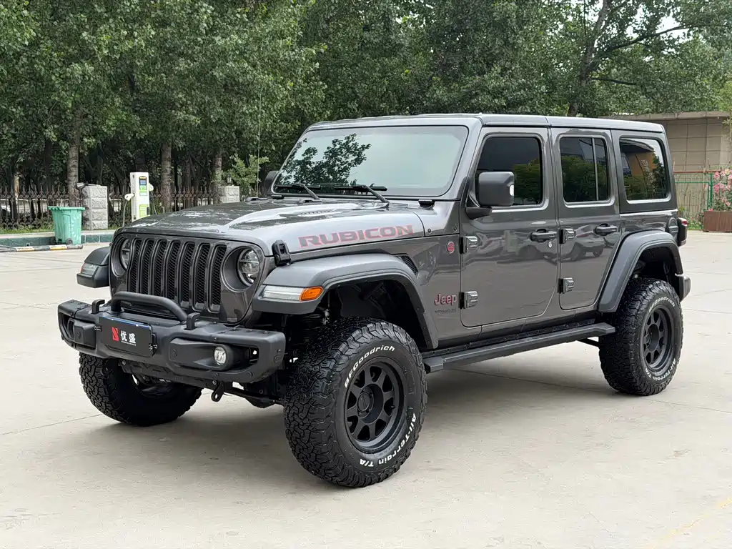Купить Jeep Wrangler
