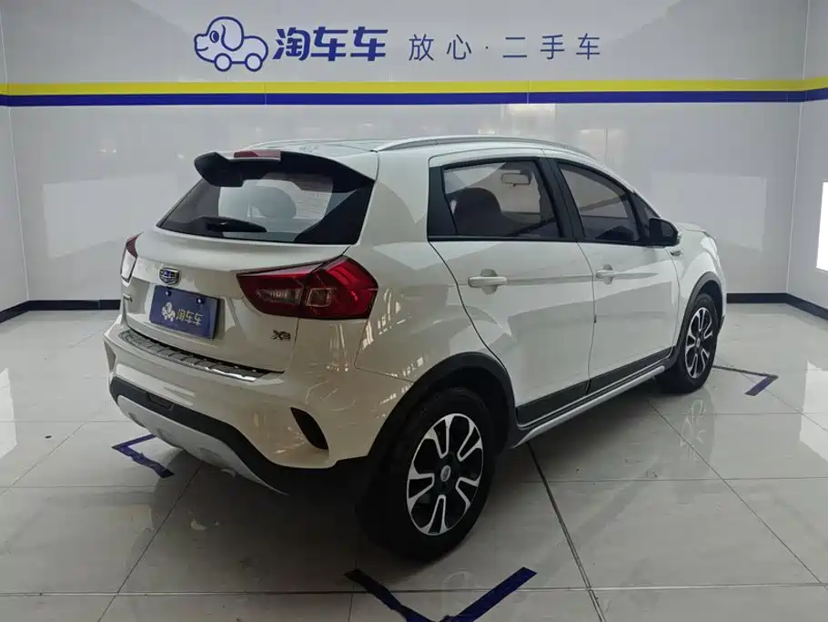 Geely Vision X3 — миниатюра 3