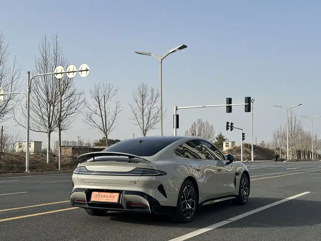 XIAOMI CAR XIAOMI SU7