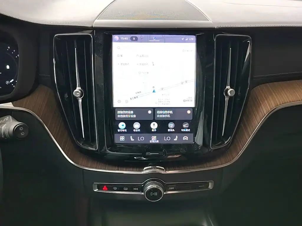 Volvo XC60 — миниатюра 13