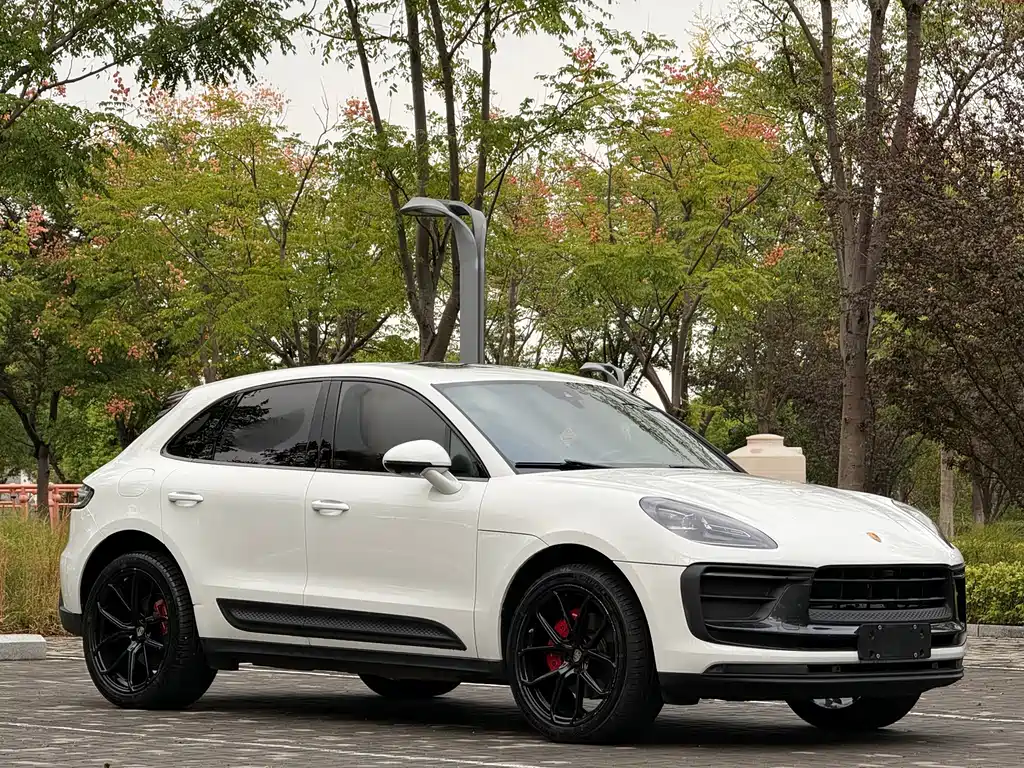 Porsche Macan — миниатюра 3