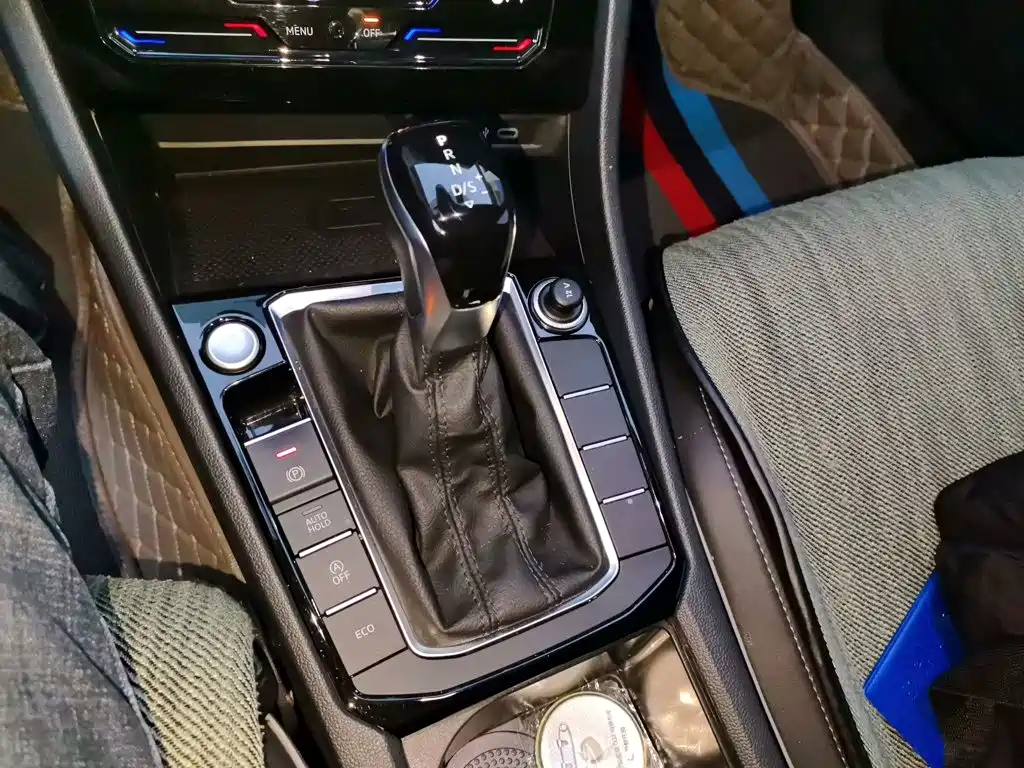 Volkswagen Sagitar — миниатюра 10
