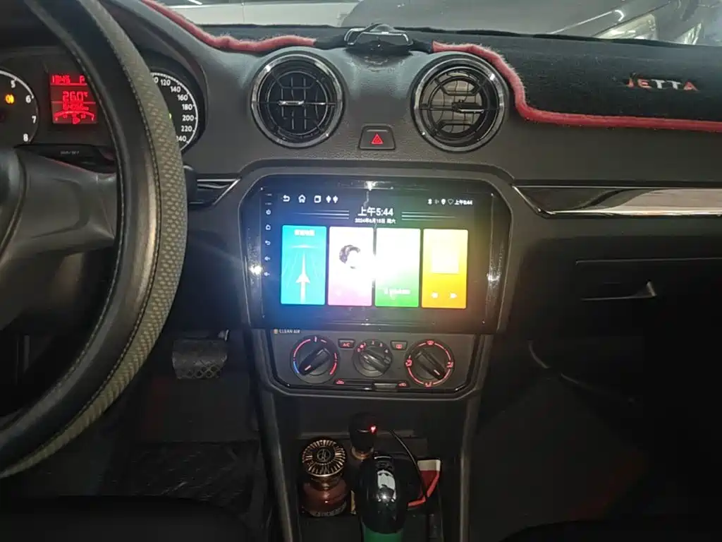 Volkswagen Jetta — миниатюра 13