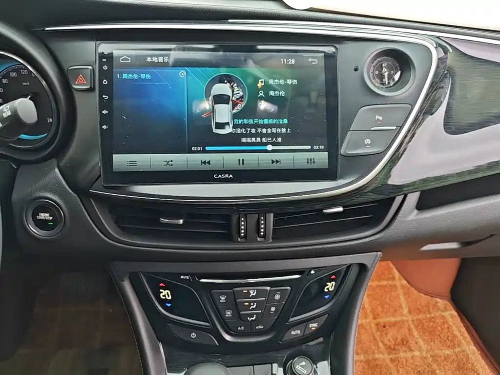 Buick Envision Plus — миниатюра 13