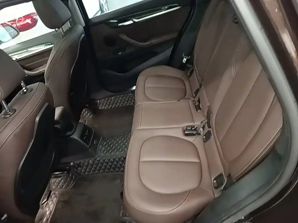 BMW X1 — миниатюра 17