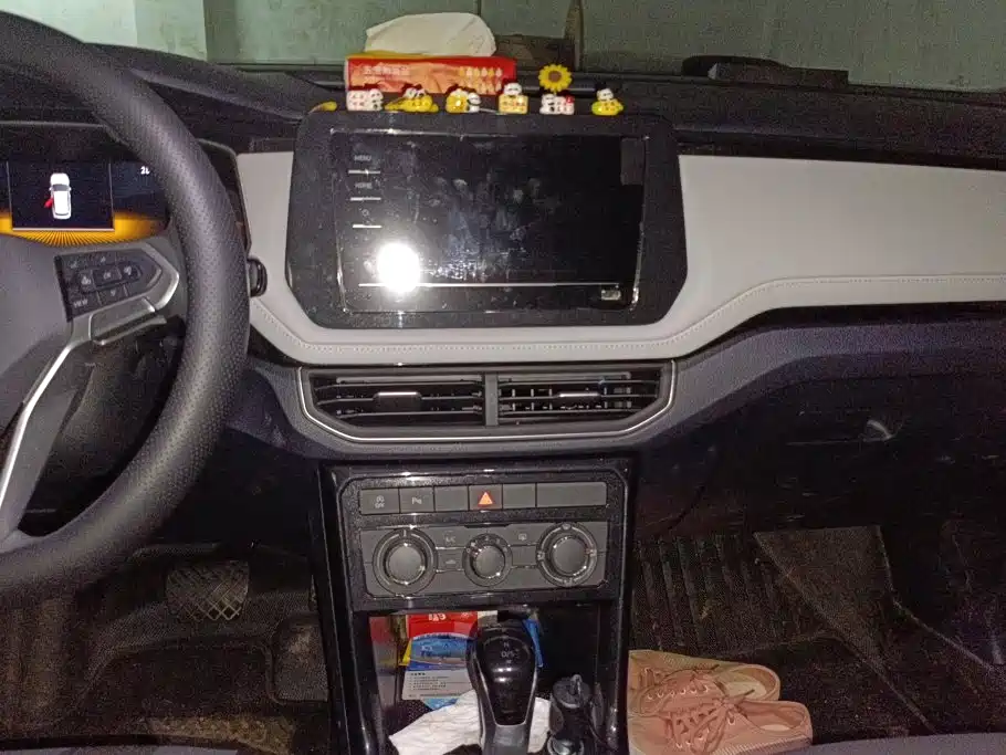 Volkswagen Tharu — миниатюра 13