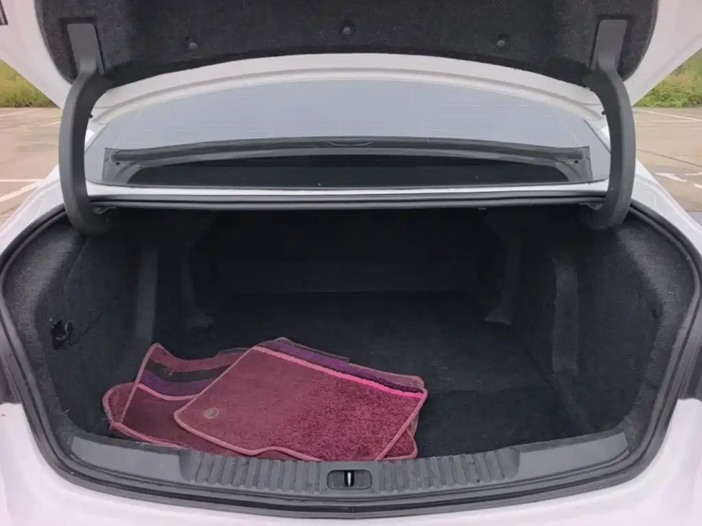 Buick Verano — миниатюра 19