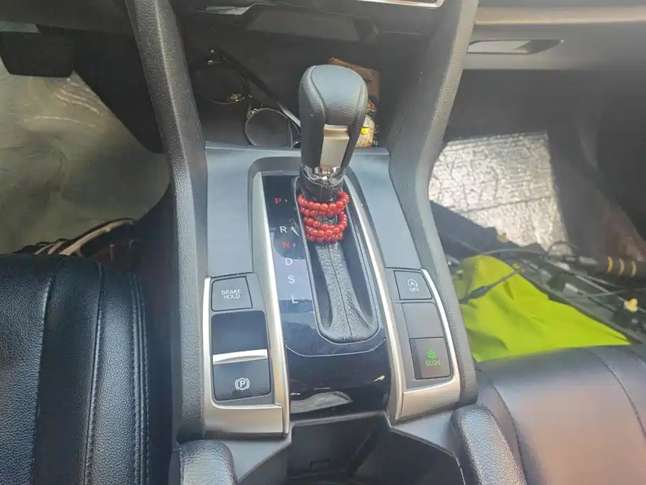 Honda Civic — миниатюра 16