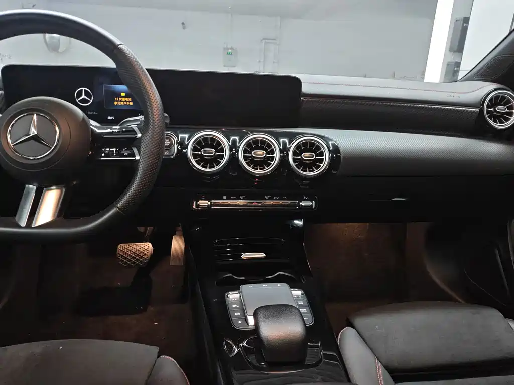 Mercedes-Benz A-Class — миниатюра 6