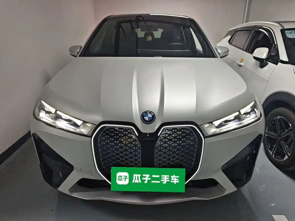 BMW iX — миниатюра 3