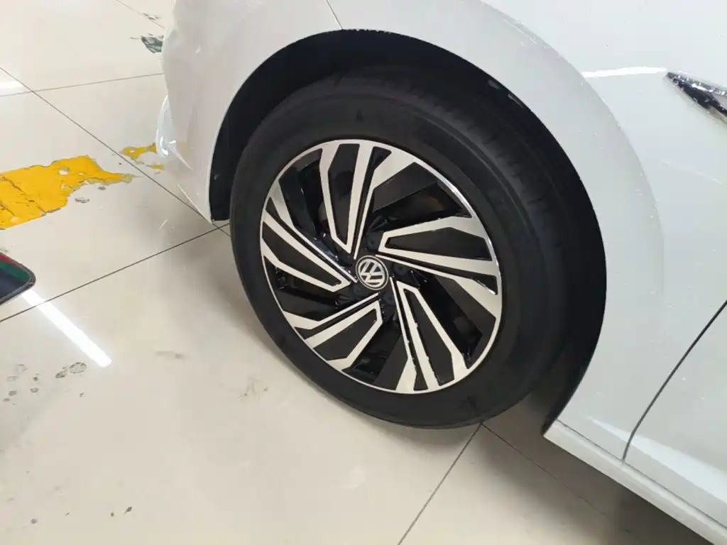 Volkswagen Sagitar — миниатюра 23