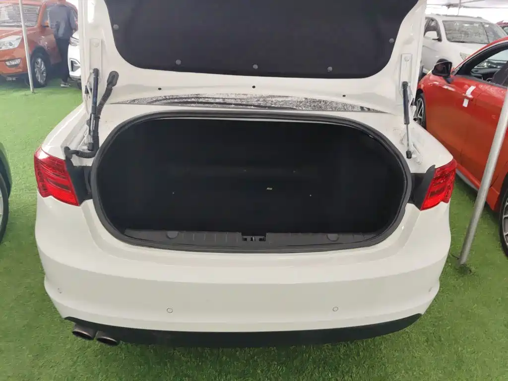 BAIC Senova D70 — миниатюра 15