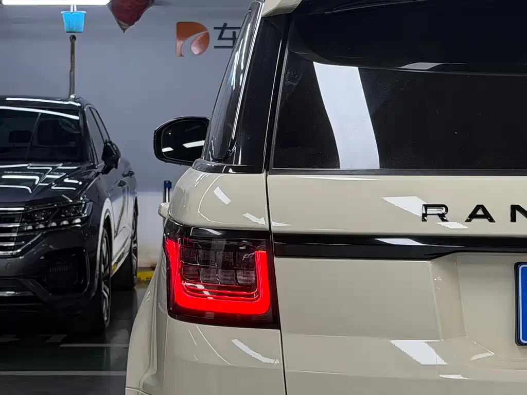 Land Rover Sport — миниатюра 10