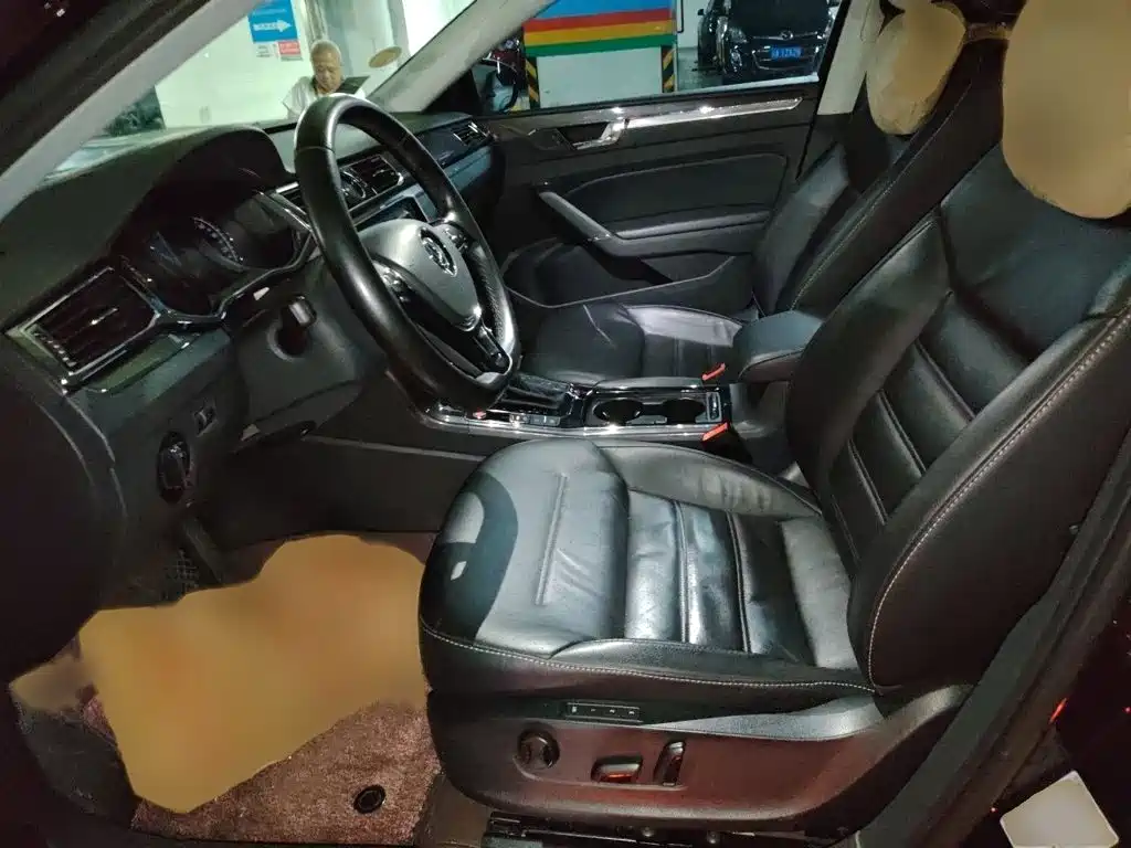 Volkswagen Passat — миниатюра 8