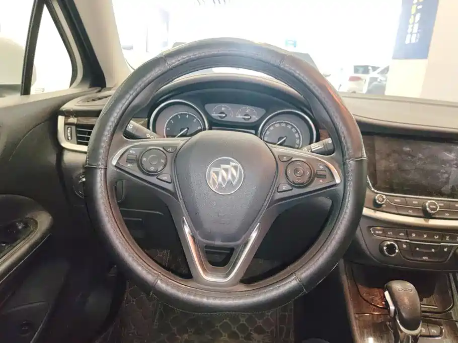 Buick Verano — миниатюра 15