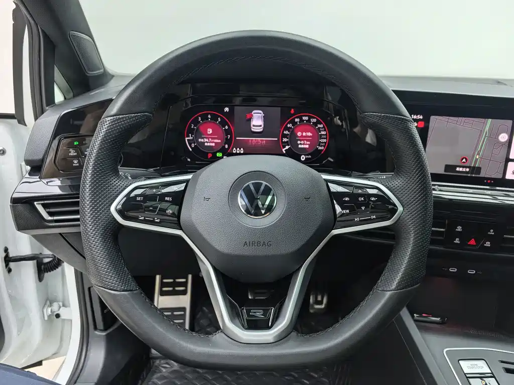Volkswagen Golf — миниатюра 12