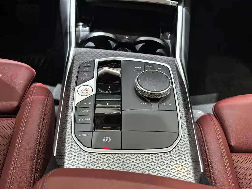BMW 3 Series — миниатюра 8