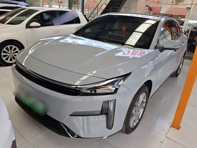 2025 Geely Galaxy L6